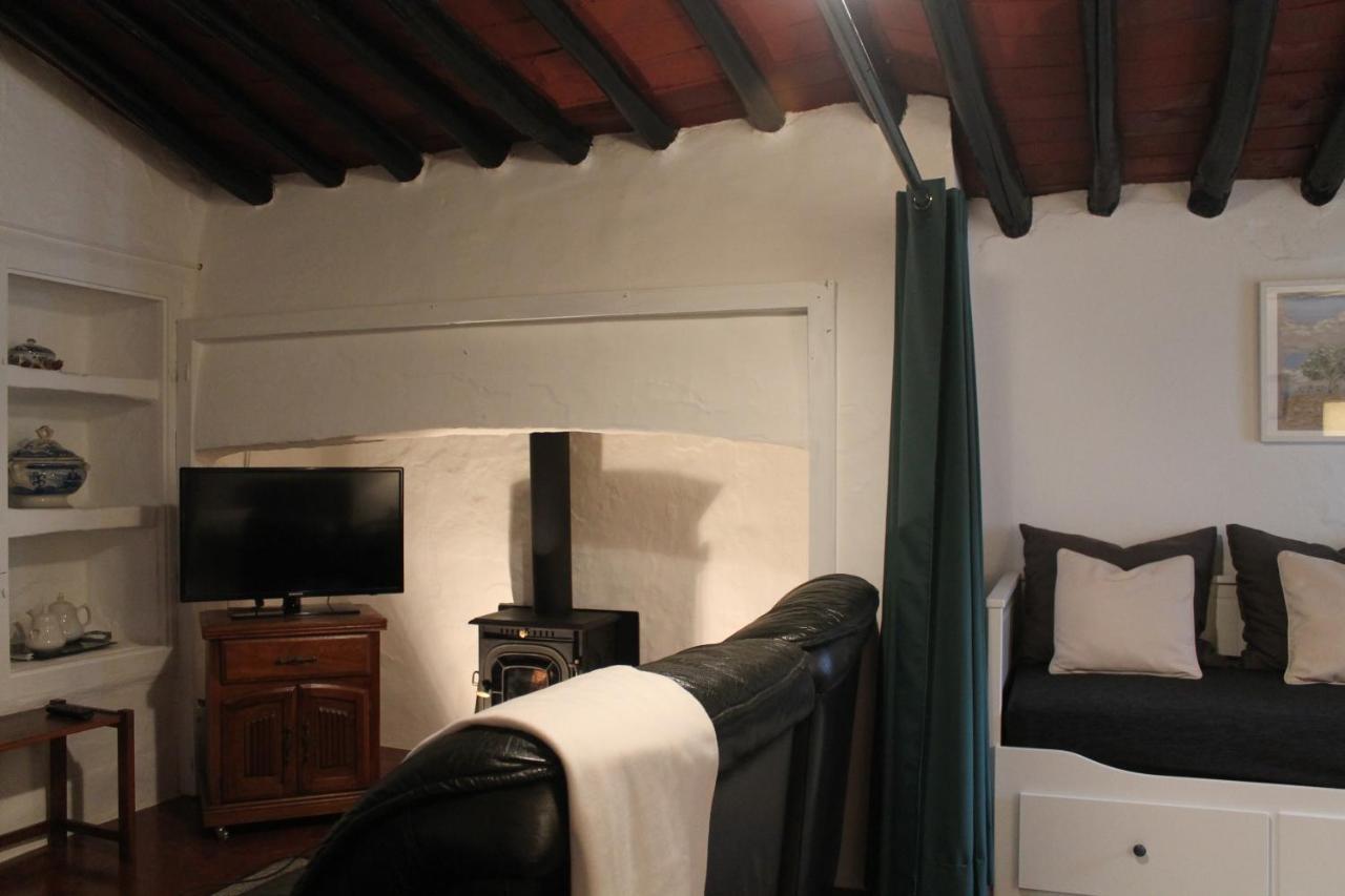 Casa Das Correias Evora Monte Bagian luar foto