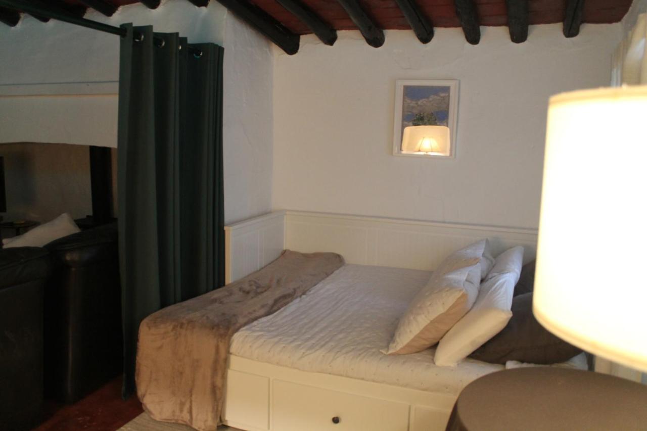 Casa Das Correias Evora Monte Bagian luar foto